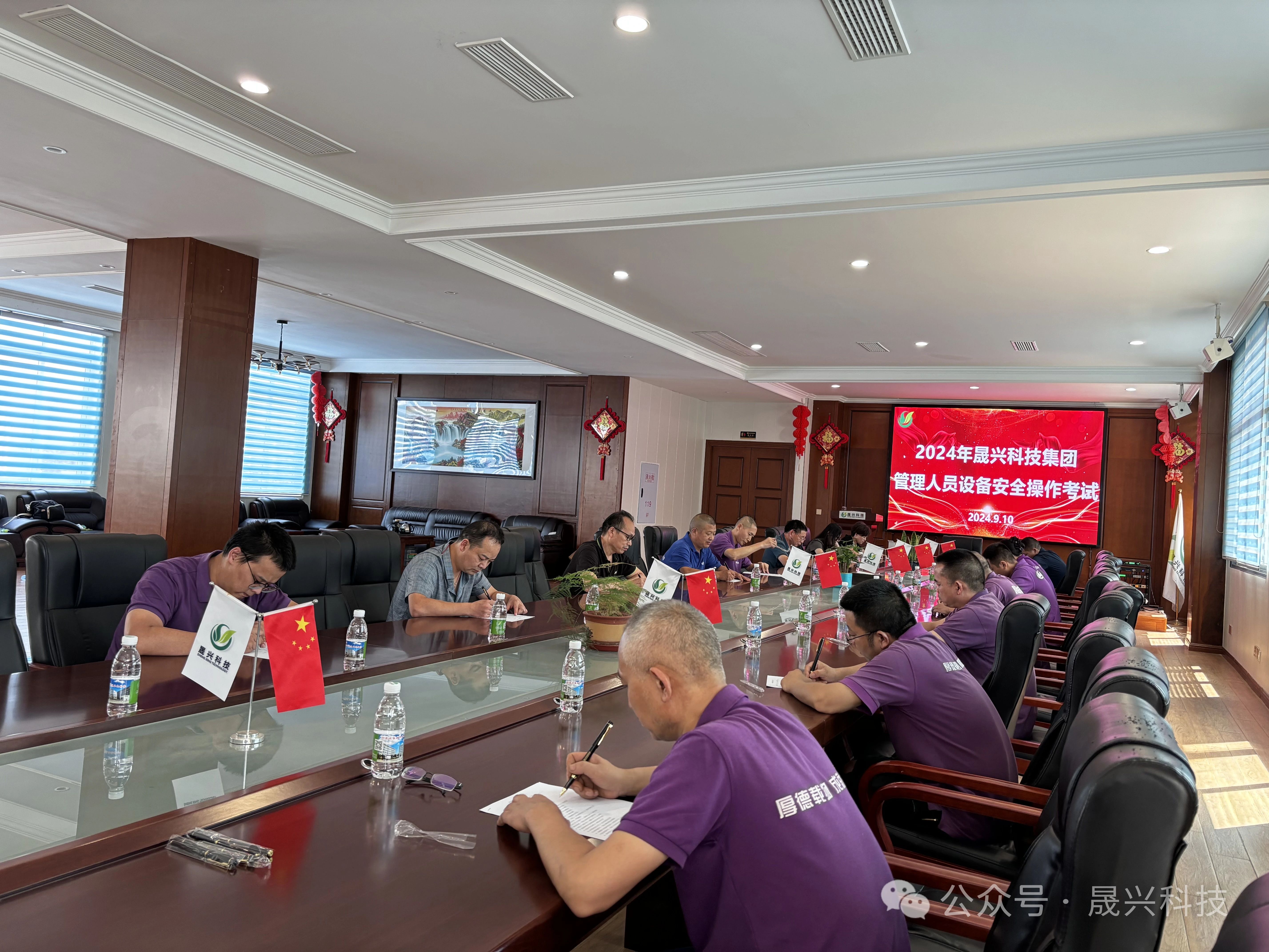 養(yǎng)雞設(shè)備 養(yǎng)雞設(shè)備